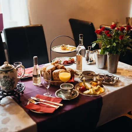 Dooscht Gaestehaus Reichshof Kröv