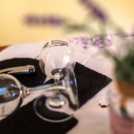 게스트하우스 Dooscht Gaestehaus Reichshof