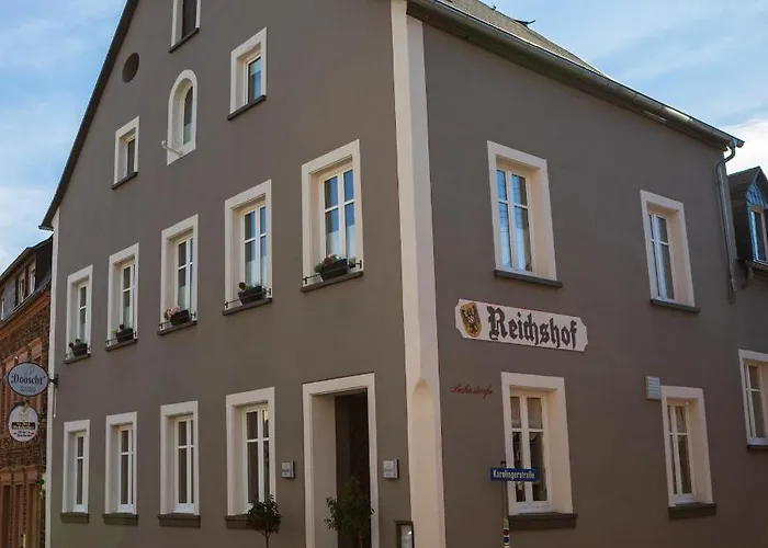 Dooscht Gaestehaus Reichshof 4* 크로프