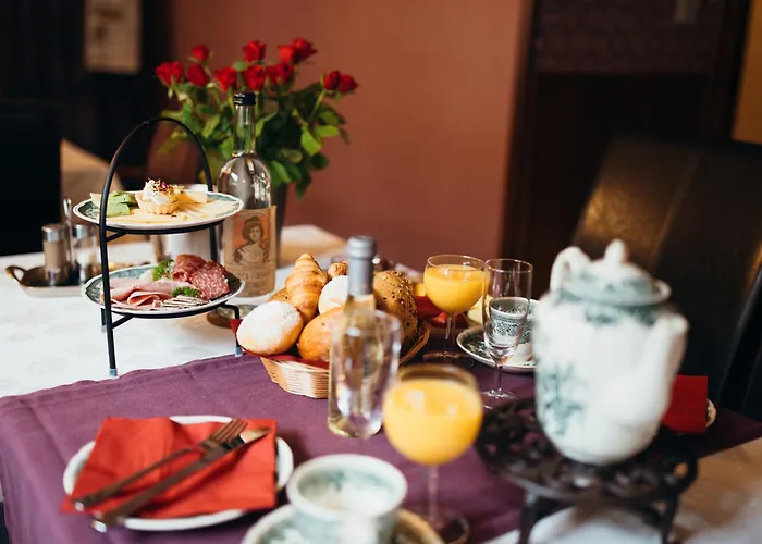 게스트하우스 Dooscht Gaestehaus Reichshof 크로프