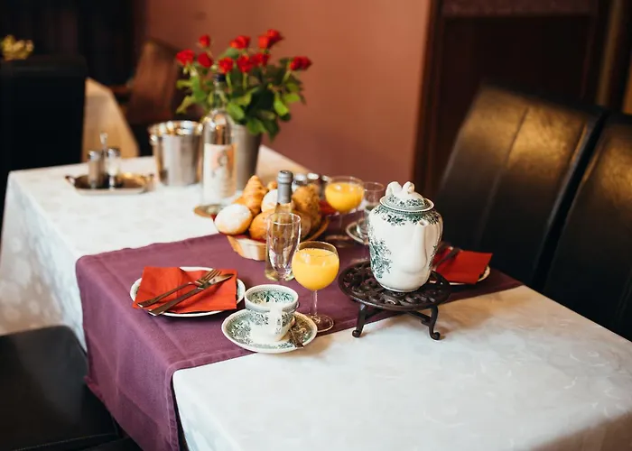 Dooscht Gaestehaus Reichshof Guest house 4*